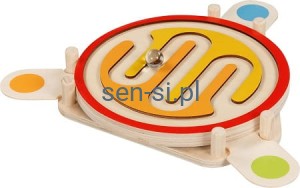 Drewniany labirynt z kulkami