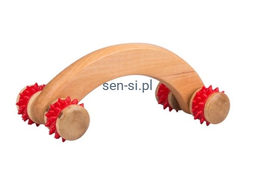 masażer drewniany z kolcami.jpg